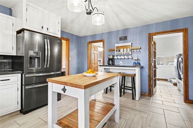 7884 Red Arrow Highway, Watervliet, MI 49098