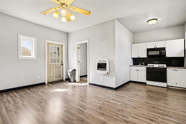 7884 Red Arrow Highway, Watervliet, MI 49098