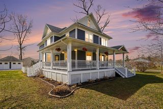 7884 Red Arrow Highway, Watervliet, MI 49098