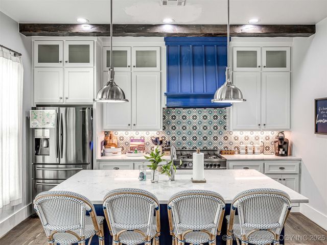 37 Redbud Street, Carlton Landing, OK 74432