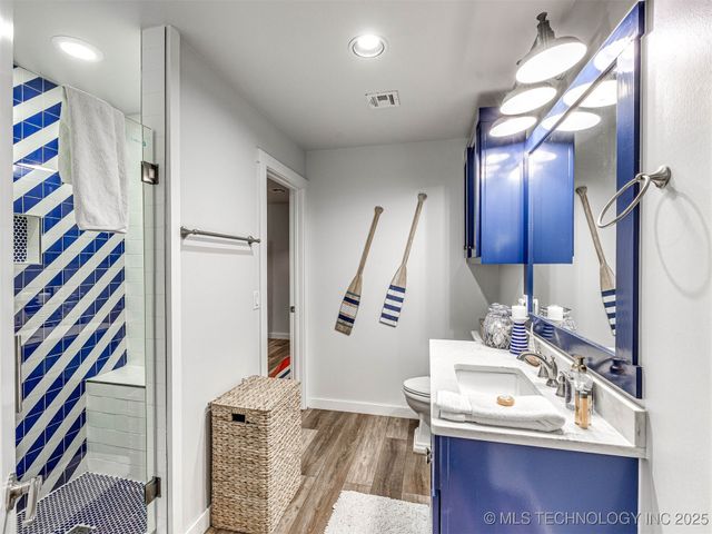 37 Redbud Street, Carlton Landing, OK 74432