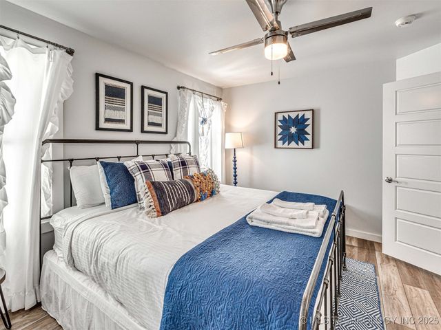 37 Redbud Street, Carlton Landing, OK 74432