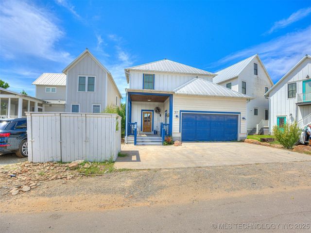 37 Redbud Street, Carlton Landing, OK 74432