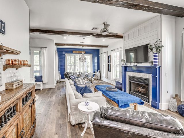 37 Redbud Street, Carlton Landing, OK 74432