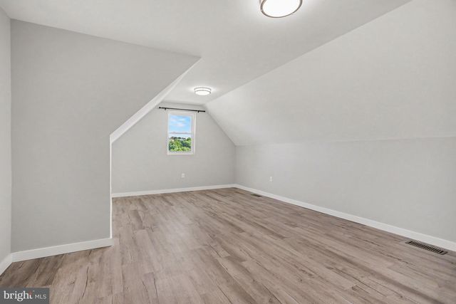2808 SPRING VALLEY RD, Lancaster, PA 17601