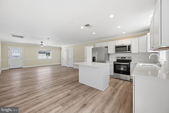 412-A BARBERSVILLE RD, Laurel, MD 20724
