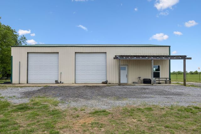1985 Egypt Rd, Chapel Hill, TN 37034