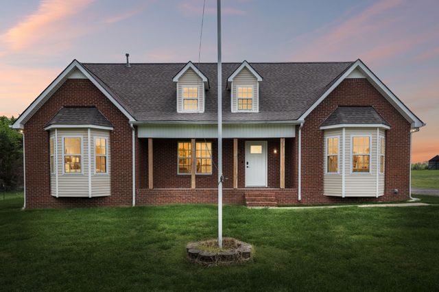 1985 Egypt Rd, Chapel Hill, TN 37034