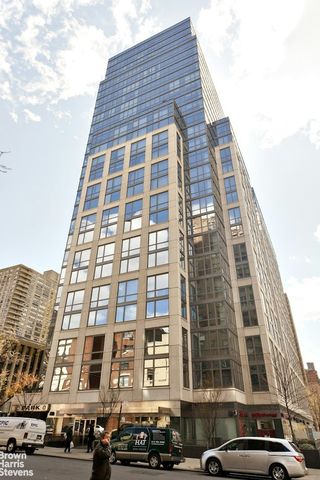 200 W End Ave Apt 6B, New York City, NY 10023