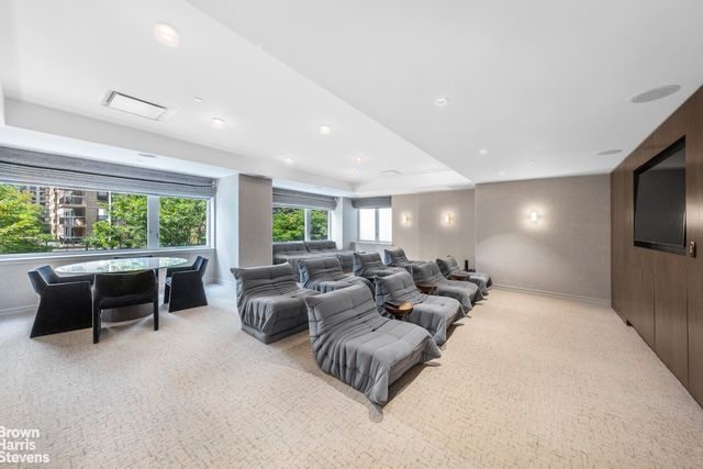 200 W End Ave Apt 6B, New York City, NY 10023