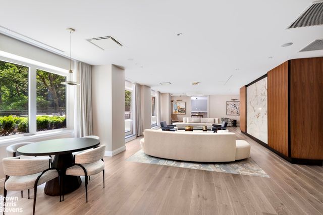 200 W End Ave Apt 6B, New York City, NY 10023