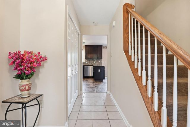 2933 RIDINGS WAY, York, PA 17408