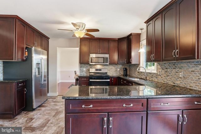 2933 RIDINGS WAY, York, PA 17408
