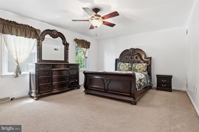 2933 RIDINGS WAY, York, PA 17408