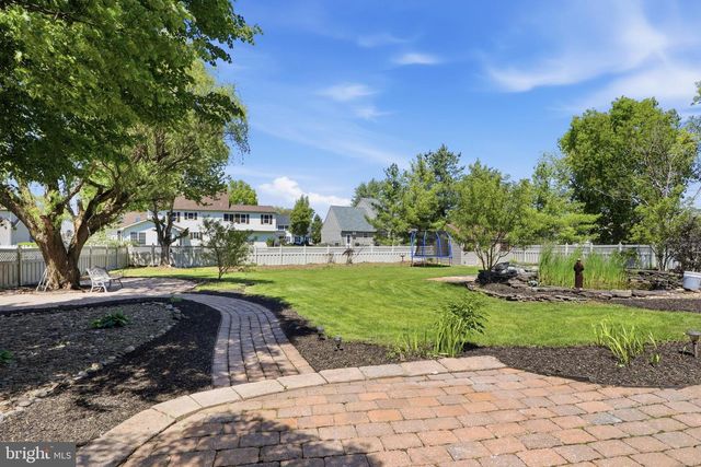 2933 RIDINGS WAY, York, PA 17408