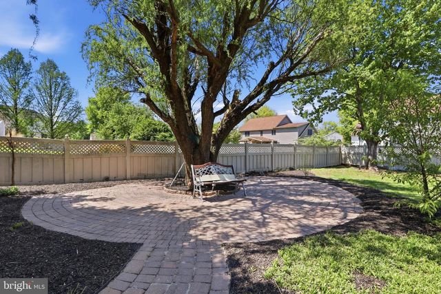 2933 RIDINGS WAY, York, PA 17408