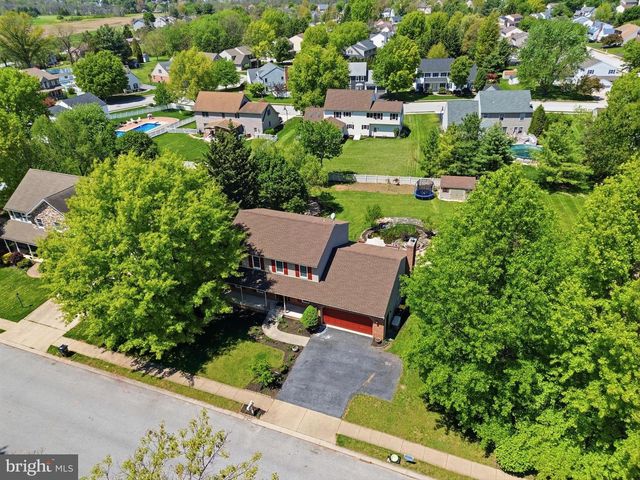 2933 RIDINGS WAY, York, PA 17408