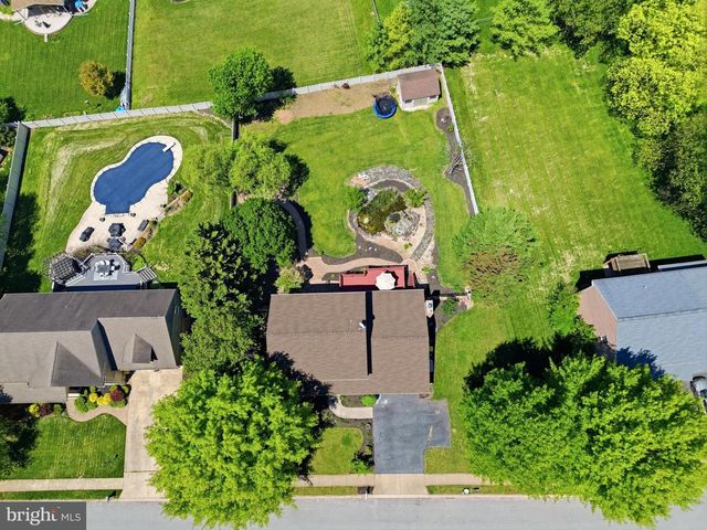 2933 RIDINGS WAY, York, PA 17408