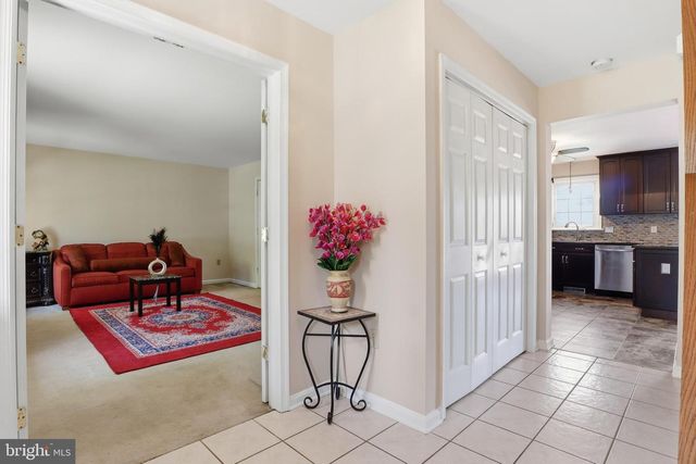 2933 RIDINGS WAY, York, PA 17408
