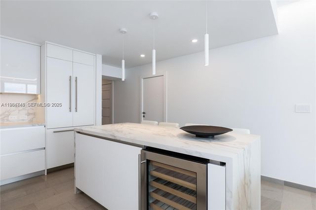 88 SW 7th St 3406, Miami, FL 33130