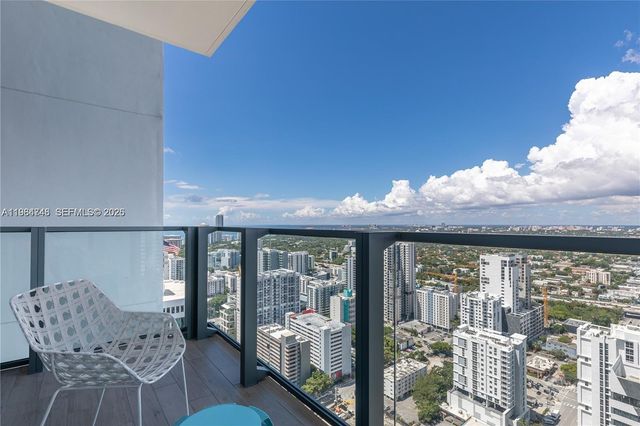 88 SW 7th St 3406, Miami, FL 33130