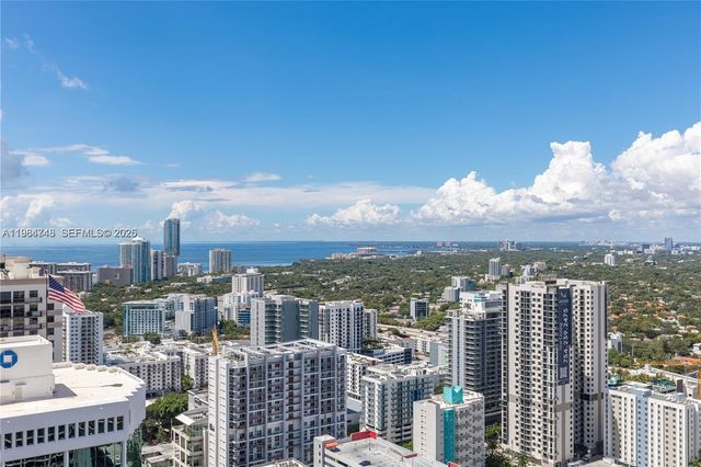 88 SW 7th St 3406, Miami, FL 33130