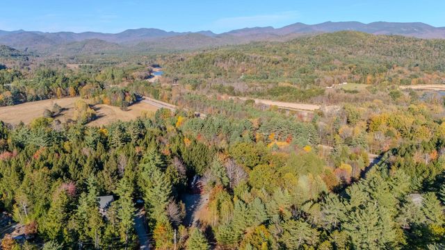 30 Tuxette Road, Thornton, NH 03285