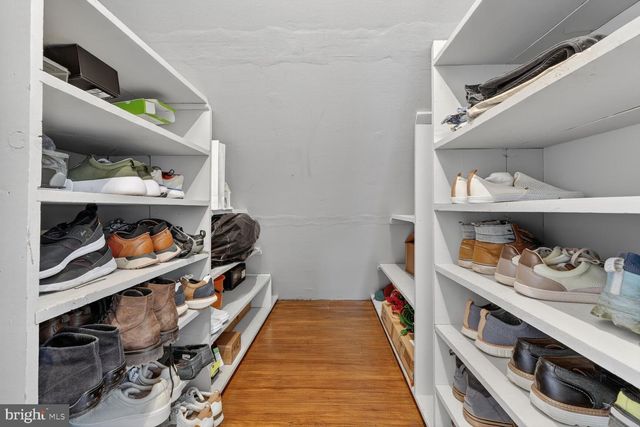 2201 HARVARD DR, Alexandria, VA 22307