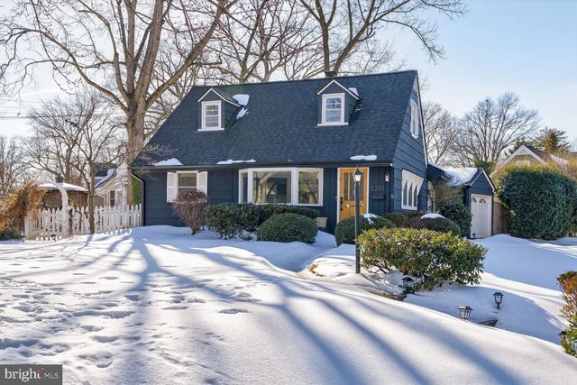 2201 HARVARD DR, Alexandria, VA 22307