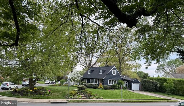 2201 HARVARD DR, Alexandria, VA 22307