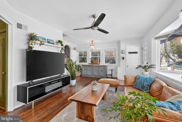 2201 HARVARD DR, Alexandria, VA 22307