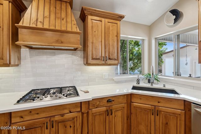 294 W Willow Court, Francis, UT 84036