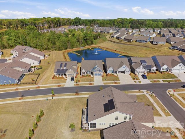 7117 Jolly Brook Drive, Charlotte, NC 28215