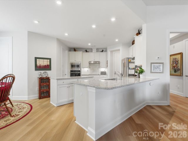 7117 Jolly Brook Drive, Charlotte, NC 28215