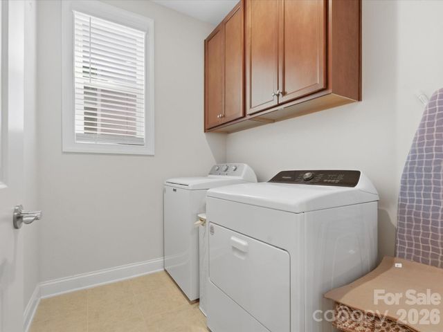 7117 Jolly Brook Drive, Charlotte, NC 28215