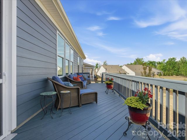 7117 Jolly Brook Drive, Charlotte, NC 28215