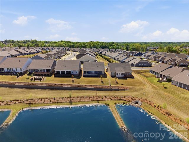 7117 Jolly Brook Drive, Charlotte, NC 28215