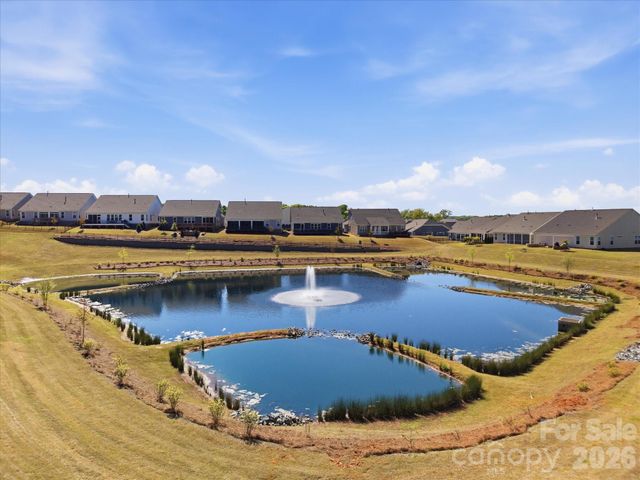 7117 Jolly Brook Drive, Charlotte, NC 28215