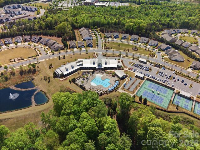 7117 Jolly Brook Drive, Charlotte, NC 28215