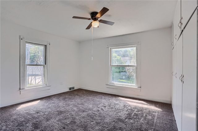 517 Lyndal St, New Castle, PA 16101