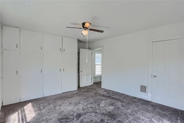 517 Lyndal St, New Castle, PA 16101