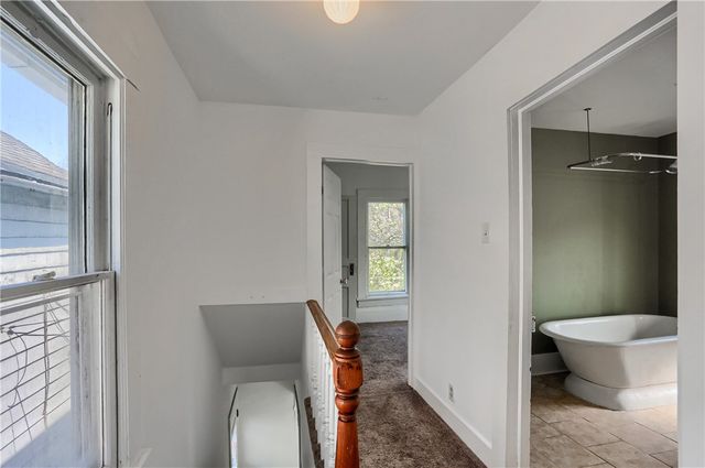 517 Lyndal St, New Castle, PA 16101