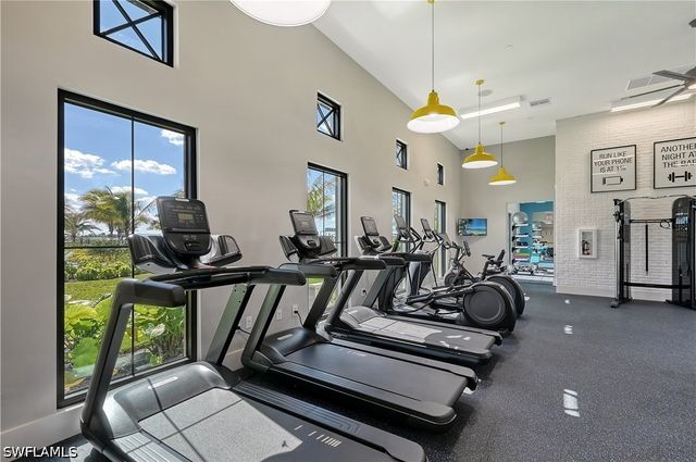 4239 Pegasus WAY, Naples, FL 34120