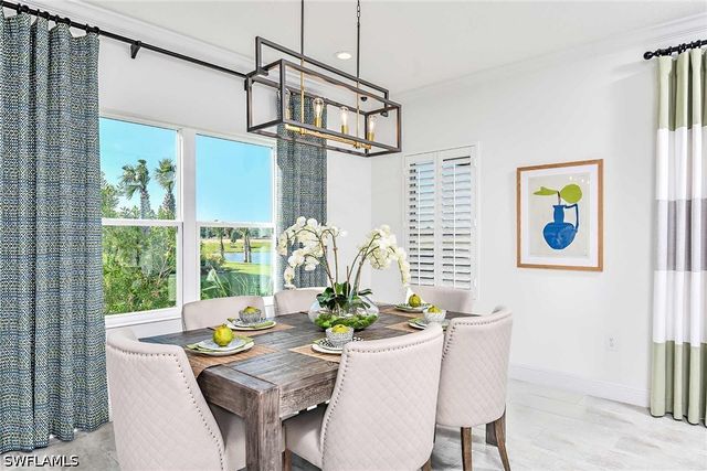 4239 Pegasus WAY, Naples, FL 34120