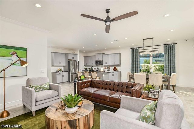 4239 Pegasus WAY, Naples, FL 34120