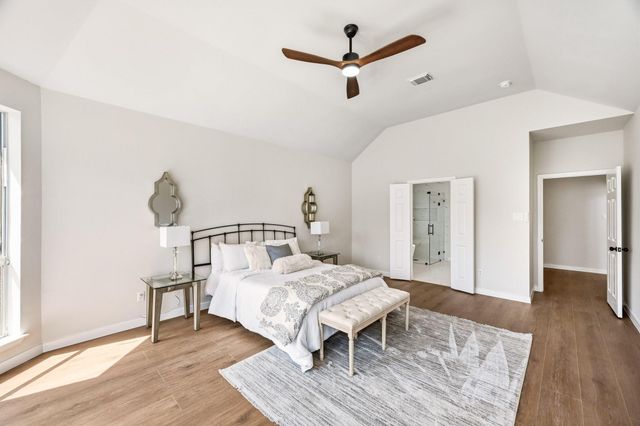 16010 Ashvale Drive, Tomball, TX 77377