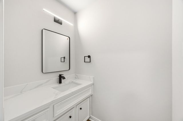 16010 Ashvale Drive, Tomball, TX 77377