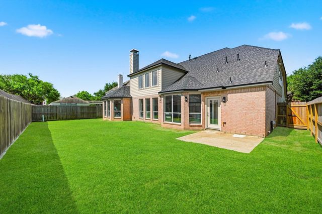 16010 Ashvale Drive, Tomball, TX 77377