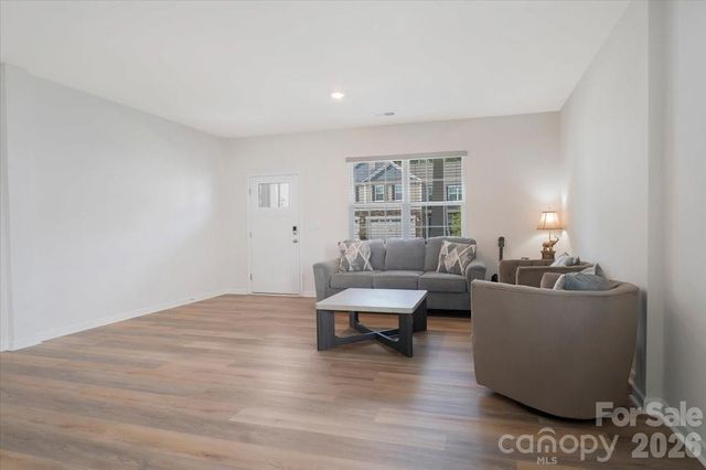 8013 Kennesaw Drive, Gastonia, NC 28056