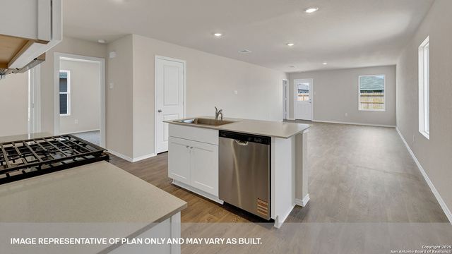 734 JENNIFER WAY, New Braunfels, TX 78130